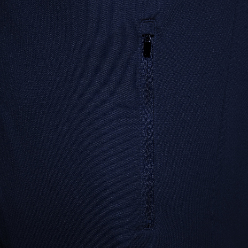 81490701_04.jpg