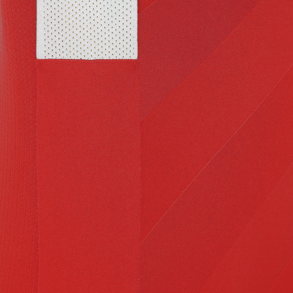 57440201_03.jpg