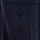 81620701_03.jpg