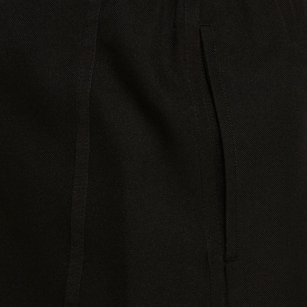 812709_03.jpg