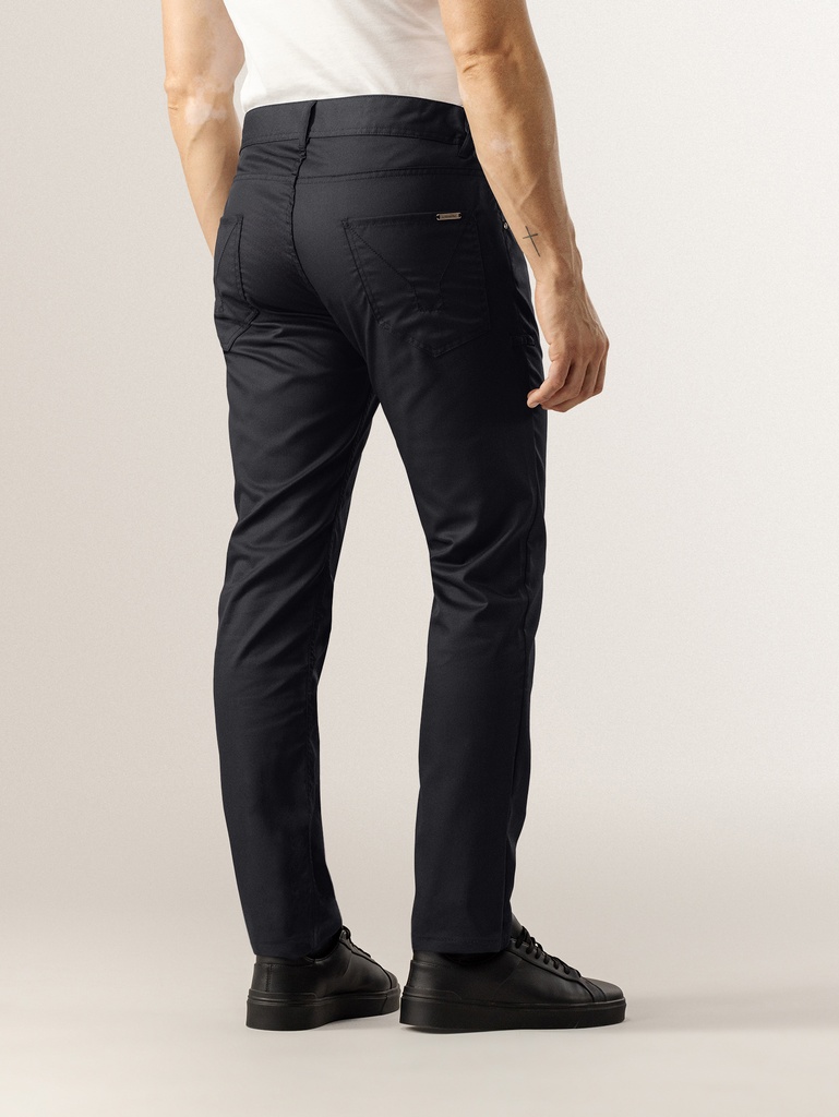 202001002_7-medium-back.jpg